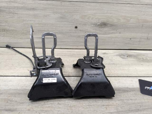 14-19 OEM BMW F15 F85 X5 F16 F86 X6 Hood Hardware Safety Latch Hook SET