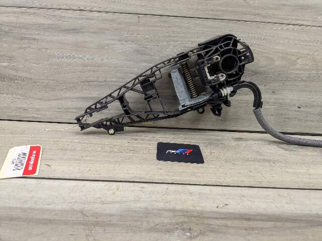 OEM BMW F15 F16 F39 F48 F85 F86 Front Rear Left Door Handle Bracket Holder