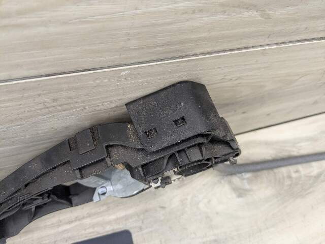 OEM BMW F15 F16 F39 F48 F85 F86 Front Rear Left Door Handle Bracket Holder