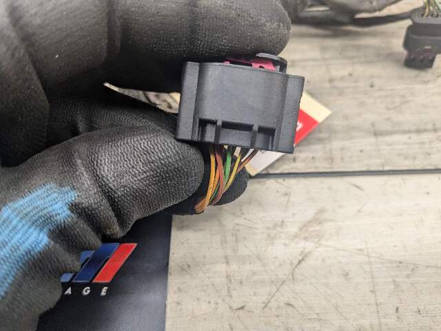 17-23 OEM BMW F90 M5 G30 Rear Parking Distance Sonic Harness Wire w/O PDC