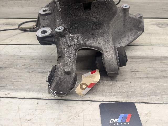 17-23 OEM BMW G30 530 540 M5550 REAR Left Drive Side Hub Knuckle Bearing Carrier