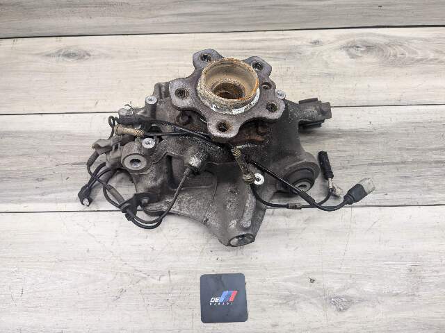 17-23 OEM BMW G30 530 540 M5550 REAR Right Passenger Hub Knuckle Bearing Carrier