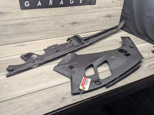 OEM BMW F90 M5 G30 530 540 M550 Front Left Engine Support Sealing Cover Trim SET
