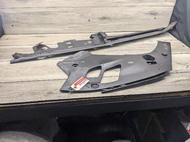 OEM BMW F90 M5 G30 530 540 M550 Front Left Engine Support Sealing Cover Trim SET
