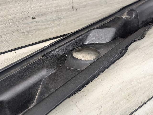OEM BMW F90 G30 530 540 M550 Front Right Engine Support Sealing Cover Trim SET