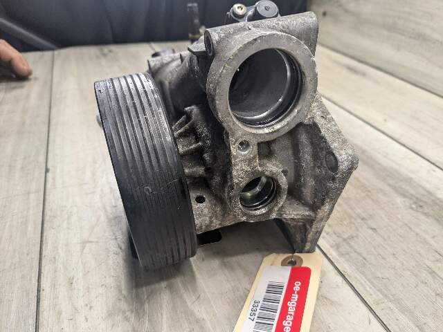 16-19 OEM BMW G12 G30 550 750 Engine N63 Water Pump Cooling Mechanical