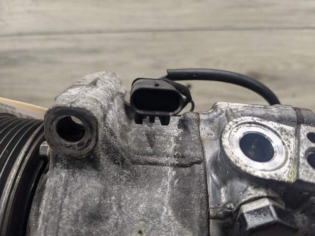 OEM BMW F90 F93 G05 G07 G12 G16 G30 AC Compressor Clutch Pump W/ Pulley N63 S63