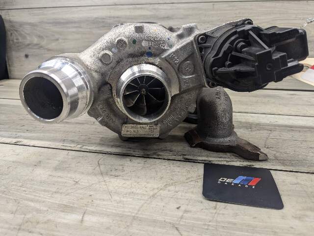 OEM BMW G01 G20 G22 G23 G30 330 530 Engine B46D Turbo Charger w/ Manifold