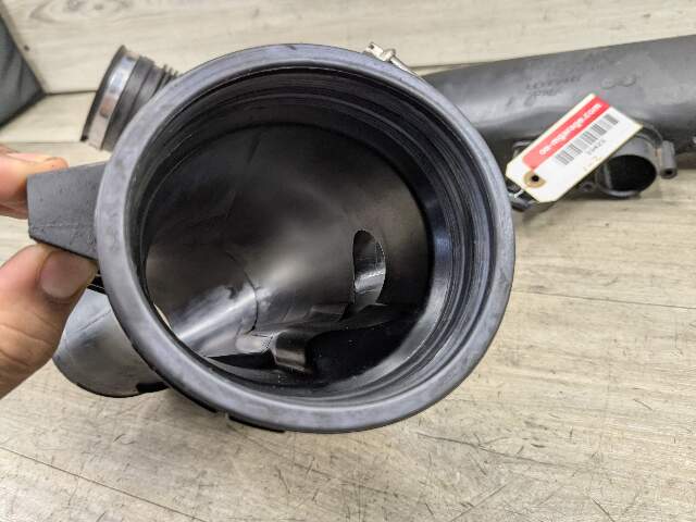 09-19 OEM BMW F12 F13 F15 F16 X5 X6 Front Intercooler Upper Charge Pipe PAIR
