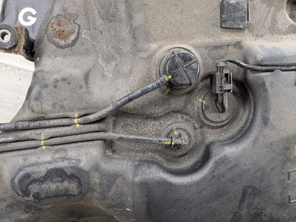 09-13 OEM BMW E70 X5 Diesel Sedan SCR Selective Catalytic Reduction DEF Tank