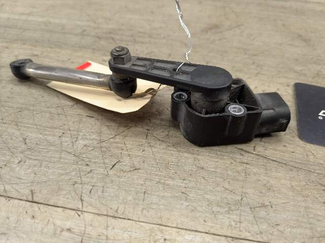 OEM BMW E70 E71 E90 E92 Front Left Right Suspension Height Level Sensor