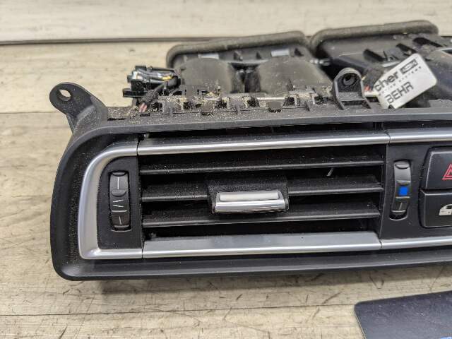 10-15 OEM BMW F01 F02 740 750 Dash Center Air Vent Grille Black