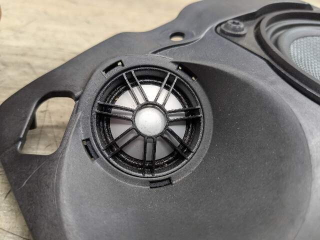 OEM BMW F01 F02 740 750 Rear Right Audio Deck Speaker and Tweeter w/ Mount