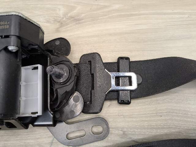 13-15 OEM BMW F01 F02 740 750 B7 Front Left Driver Side Seatbelt Retractor LCI
