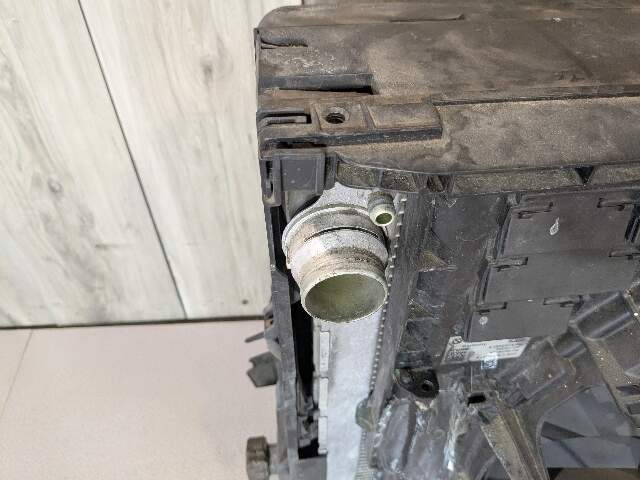 OEM BMW F01 F02 750 760 N63 N74 Engine Main Radiators Cooling ASSEMBLY w Fan 850