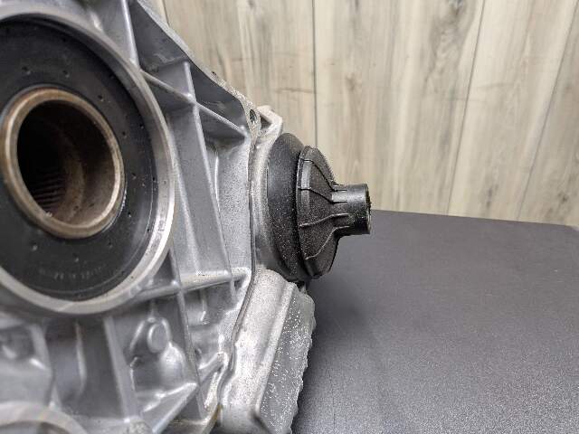 18-21 OEM BMW G01 G02 X3 X4 AWD Transmission Transfer Case Box Gearbox