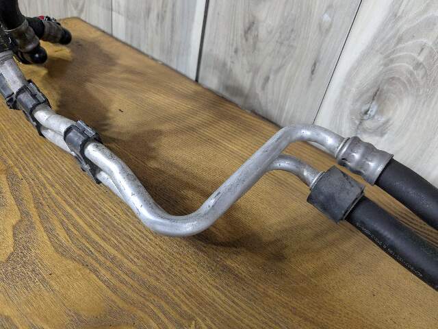13-15 OEM BMW F01 F02 750 LCI N63 Transmission Oil Cooler Inlet Outlet Pipe Hose