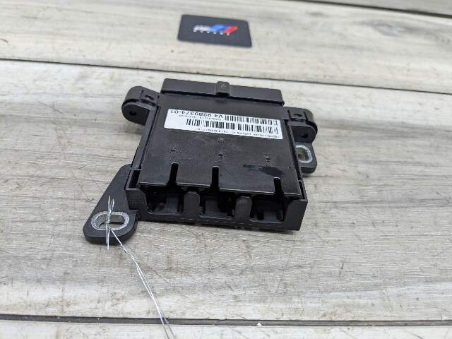 14-19 OEM BMW F15 F85 X5 F16 F86 X6 Front Power Distributor B+ Junction Box