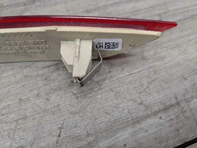 07-13 OEM BMW F15 X5 Rear Bumper Left Driver Side Reflector Marker Light
