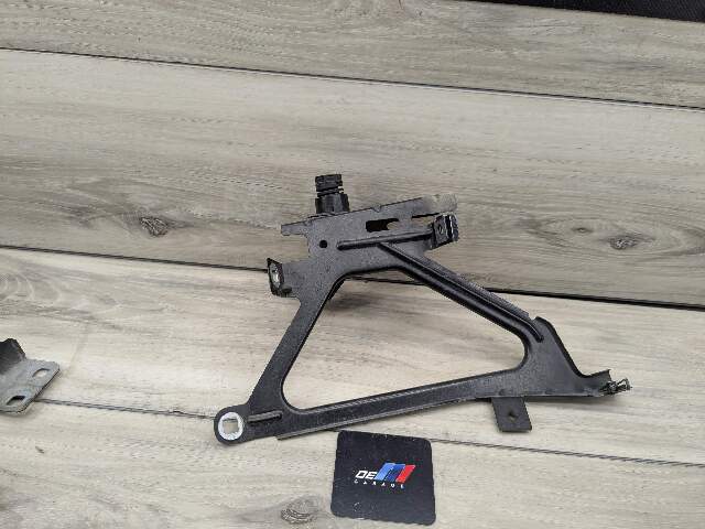 09-15 OEM BMW F01 F02 Front Left Driver Side Fender Bracket Wing Holder SET