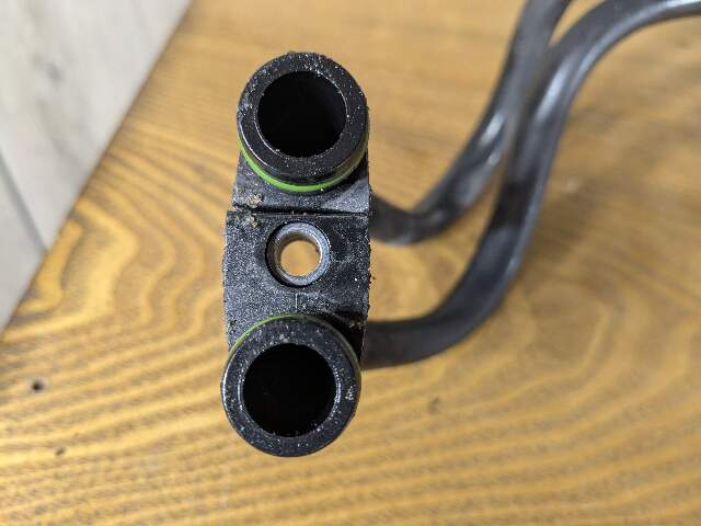 14-19 OEM BMW F15 F16 X5 X6 Transmission Oil Cooler Inlet Outlet Pipe Hose Line