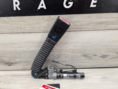 13-16 OEM BMW F10 F07 F01 F02 740 M5 Front Right Passenger Side Seatbelt Buckle