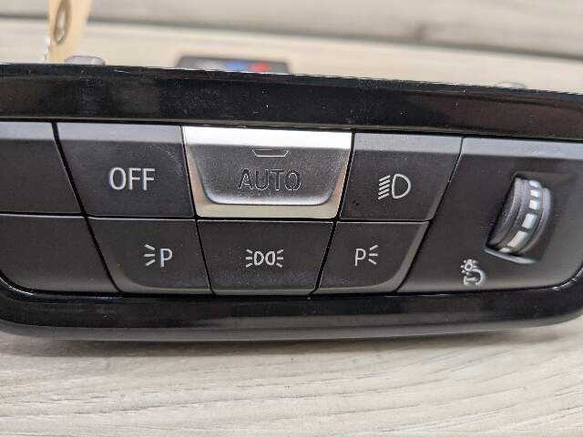 19-24 OEM BMW G20 330 M340 Headlight Control Switch Panel Light Module BLACK