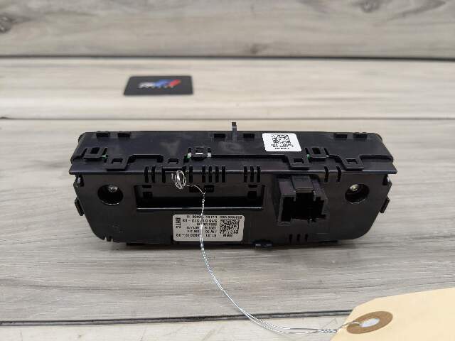 OEM BMW G20 G22 G23 G26 G80 G82 G83 Rear AC Air Climate Control Switch Module