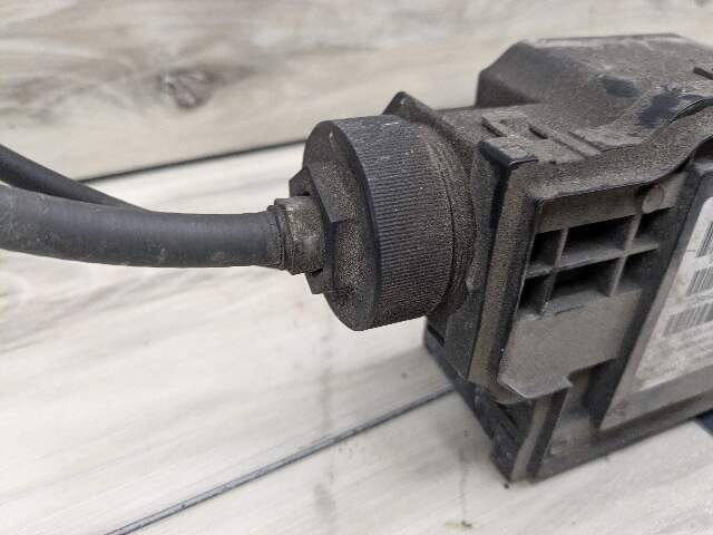 14-19 OEM BMW F15 F16 F85 F86 X5 X6 Emergency Parking Brake Actuator Unit Motor