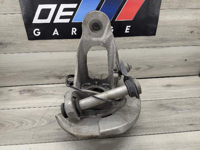 OEM BMW E70 F15 F16 F85 F86 X5 X6 Rear Left Driver Spindle Hub Carrier Knuckle
