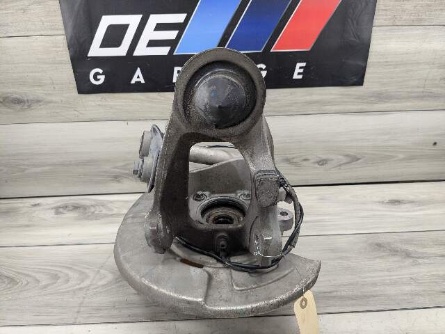 OEM BMW E70 F15 F16 F85 F86 X5 X6 Rear Left Driver Spindle Hub Carrier Knuckle