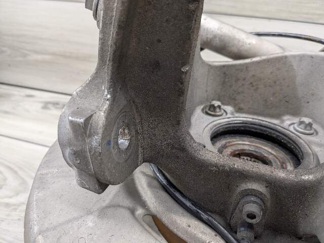 OEM BMW E70 F15 F16 F85 F86 X5 X6 Rear Left Driver Spindle Hub Carrier Knuckle