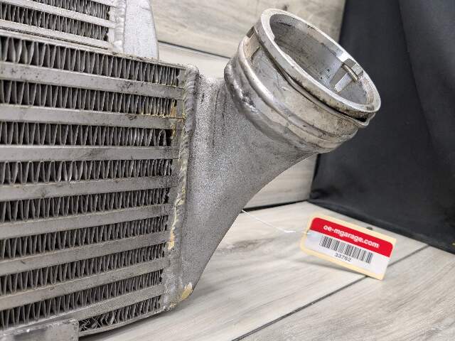 NOTE* BMW E82 E88 E90 E92 E93 Engine N54 Intercooler