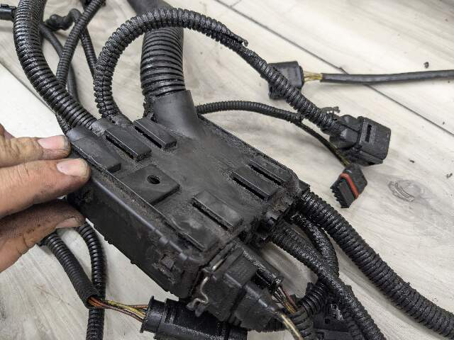 OEM BMW E82 E88 Engine N54 Module Wire Harness