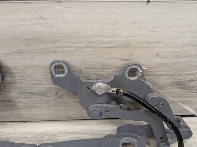 06-13 OEM BMW E90 E91 E92 E93 Hood Bonnet Left Right Side Hood Hinges SET