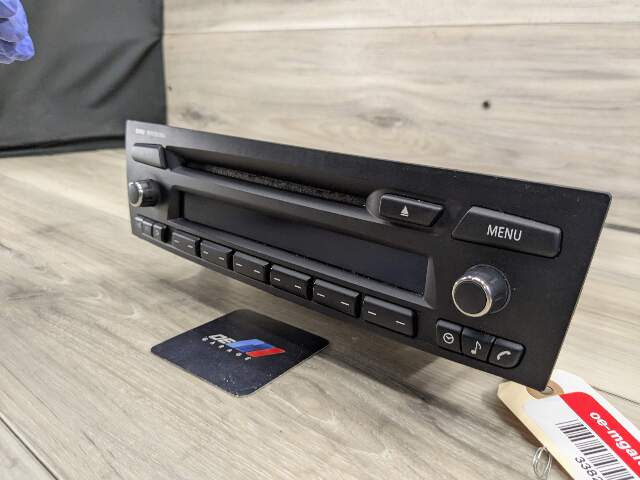 07-10 OEM BMW E82 E88 E90 E93 CD Radio Professional Tuner Receiver CD Player