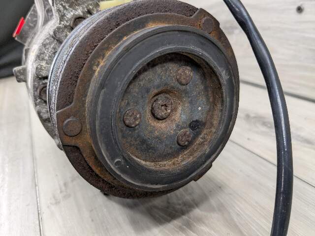 09-13 OEM BMW E70 X5 Diesel Engine M57Y AC Compressor Clutch A/C Pump Pulley