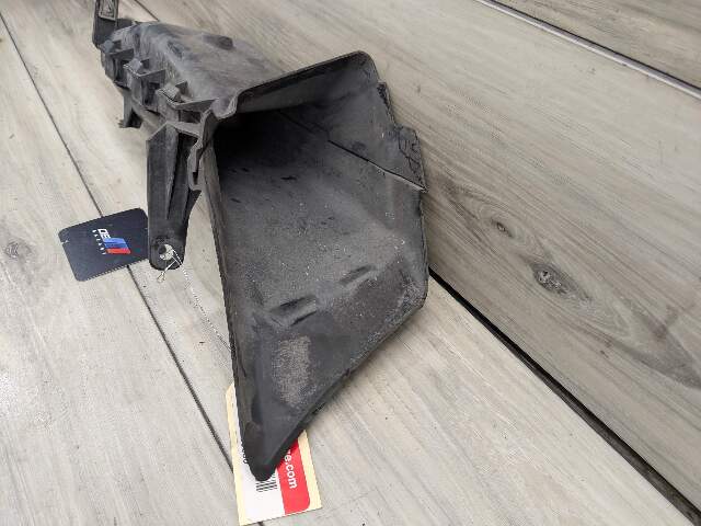 06-10 OEM BMW E92 E93 328 330 335 Front Right Passenger Side Brake Air Vent Duct