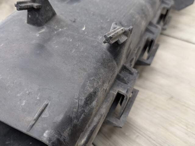 06-10 OEM BMW E92 E93 328 330 335 Front Left Driver Side Brake Air Vent Duct