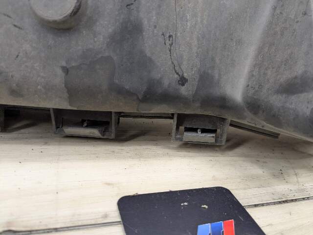 06-10 OEM BMW E92 E93 328 330 335 Front Left Driver Side Brake Air Vent Duct