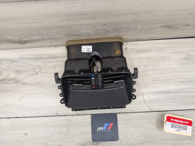 07-13 OEM BMW E92 E93 Interior Central Console Rear Vent