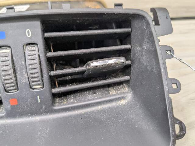 07-13 OEM BMW E92 E93 Interior Central Console Rear Vent