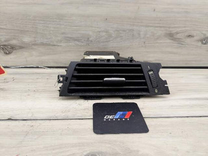 06-13 OEM BMW E90 E92 E93 Right Passanger Side Dashboard Dash Air Vent