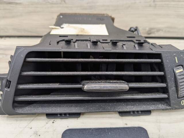 06-13 OEM BMW E90 E92 E93 Right Passanger Side Dashboard Dash Air Vent