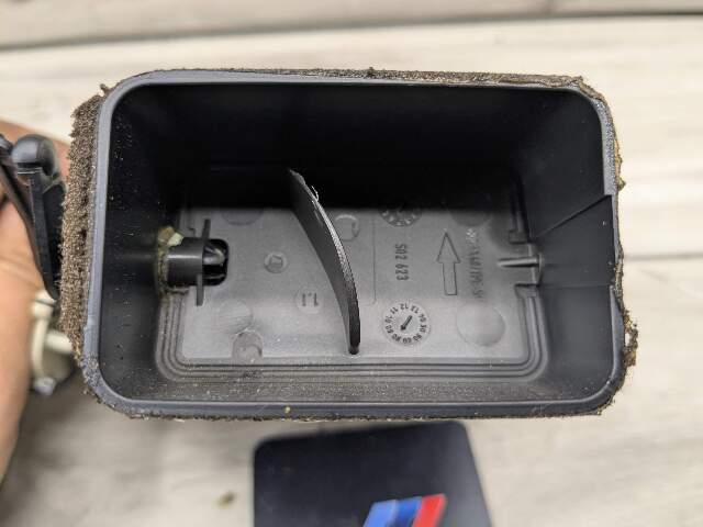 06-13 OEM BMW E90 E92 E93 Right Passanger Side Dashboard Dash Air Vent
