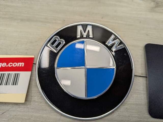 Genuine BMW F39 F90 G20 G30 G32 M5 Rear Round Emblem For Bumper Hood 74mm