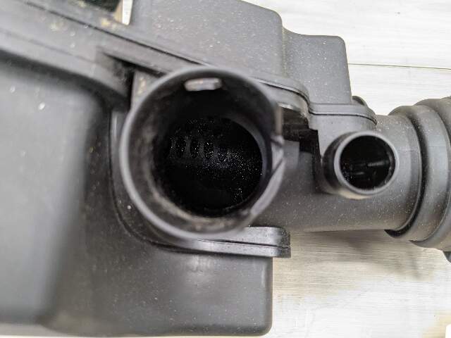 19-24 OEM BMW G20 G22 G23 G29 330 430 Z4 Filtered Air Intake Pipe Resonator B46