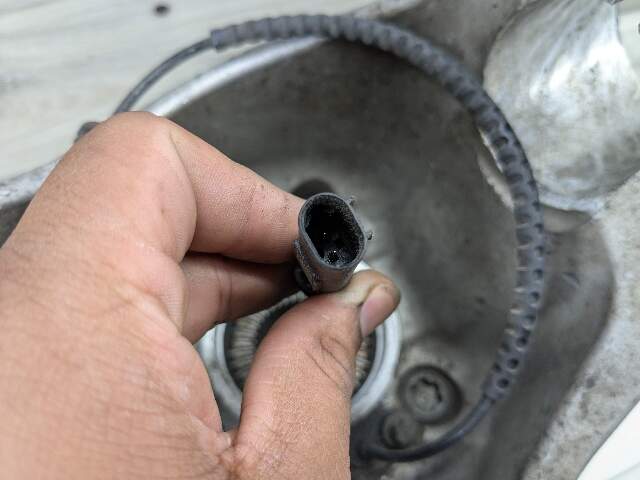 20-24 OEM BMW F97 F98 X3M X4M FRONT Left Driver Side Wheel Hub Spindle Knuckle