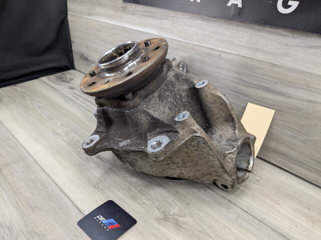 20-24 OEM BMW F97 F98 X3M X4M FRONT Left Driver Side Wheel Hub Spindle Knuckle