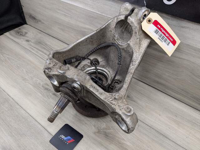 20-24 OEM BMW F97 F98 X3M X4M FRONT Left Driver Side Wheel Hub Spindle Knuckle